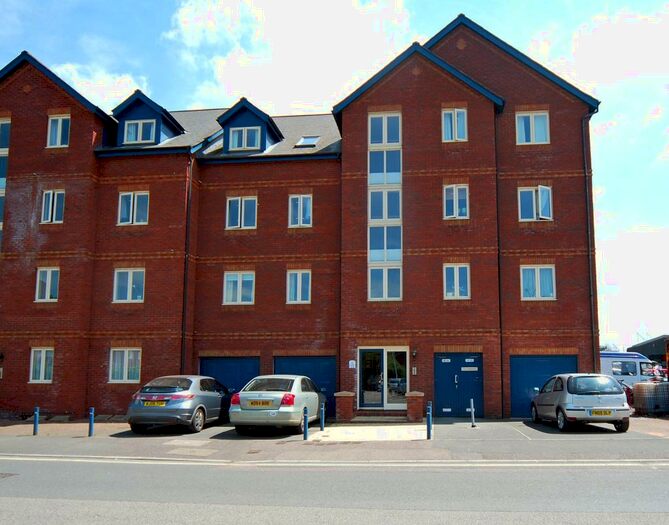 2 Bedroom Apartment To Rent In Exeter, Devon, EX2