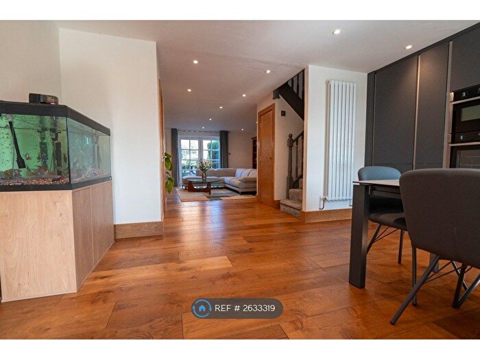 4 Bedroom Terraced House To Rent In Grace Avenue, Shenley, Radlett, WD7
