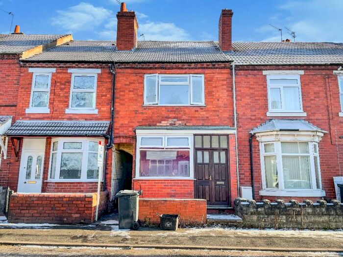 2 Bedroom Terraced House To Rent In Park Road, Netherton, Dudley, DY2