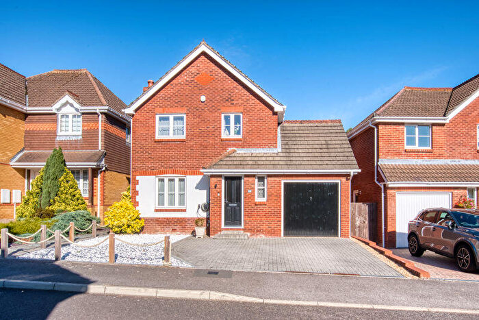 3 Bedroom Detached House For Sale In Caspian Close, Whiteley, PO15