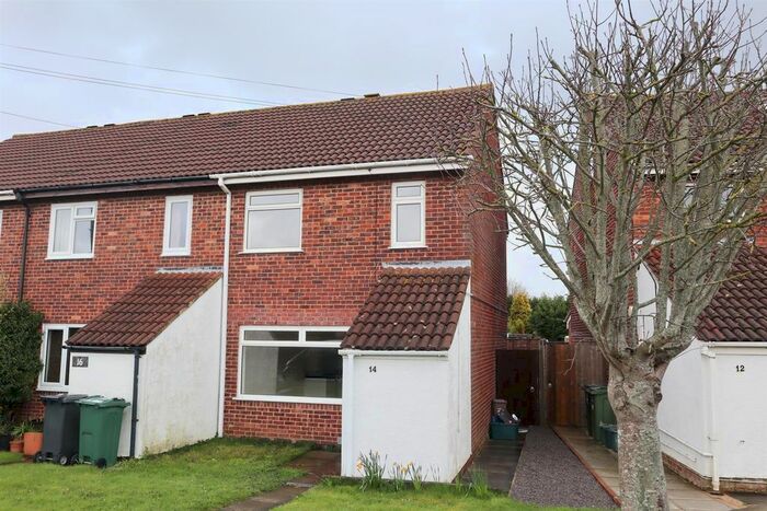 3 Bedroom Property To Rent In Fosseway, Clevedon, BS21
