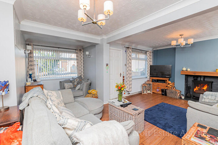 3 Bedroom Detached House For Sale In Barleycroft, Hemsby, NR29