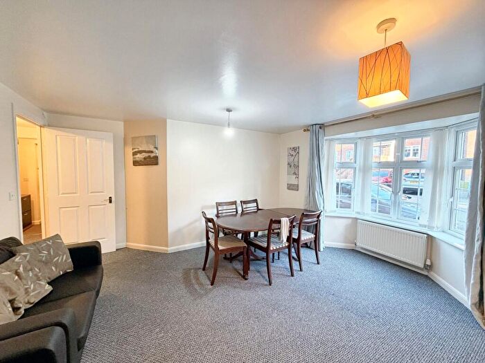 2 Bedroom Apartment For Sale In Harlequin Court, The Avenue, Coventry, CV3