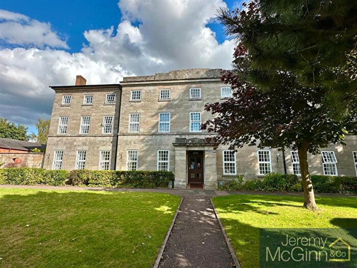 2 Bedroom Apartment For Sale In Kinwarton Road, Alcester, B49