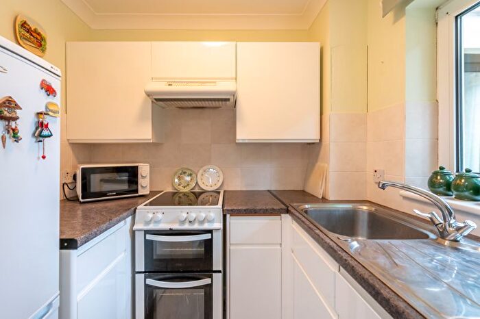 1 Bedroom Property For Sale In Henty Gardens, Chichester, PO19