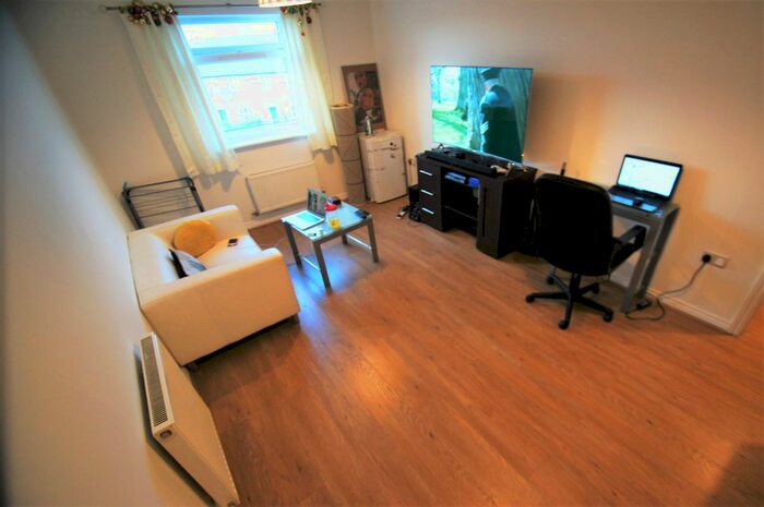 1 Bedroom Flat To Rent In Paladine Way, Coventry CV3