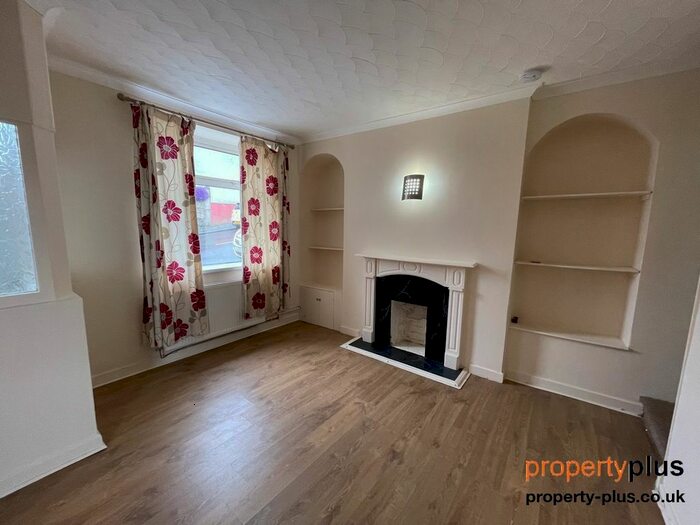 2 Bedroom Detached House To Rent In Thomas Street, Tonypandy -, Tonypandy, CF40