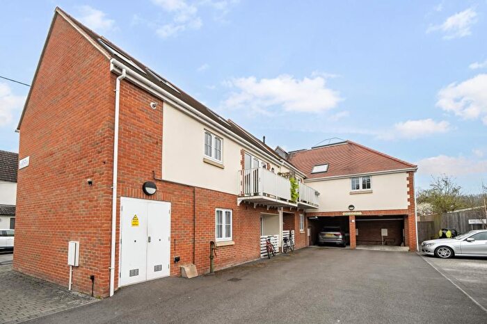 1 Bedroom Block Of Flats For Sale In Elms Place, Botley, OX2