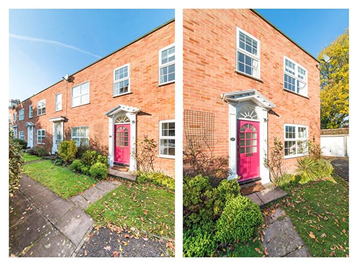 2 Bedroom Terraced House To Rent In Oak Hill Crescent, Surbiton, KT6