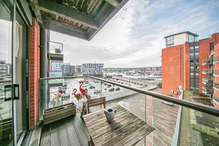 2 Bedroom Flat For Sale In Coprolite Street, Ipswich, IP3