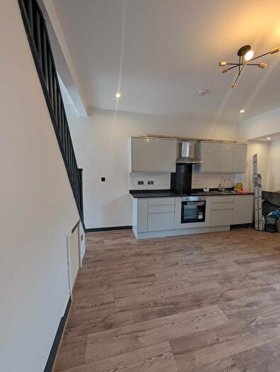 4 Bedroom Terraced House To Rent In Newlyn Street, Manchester, M14