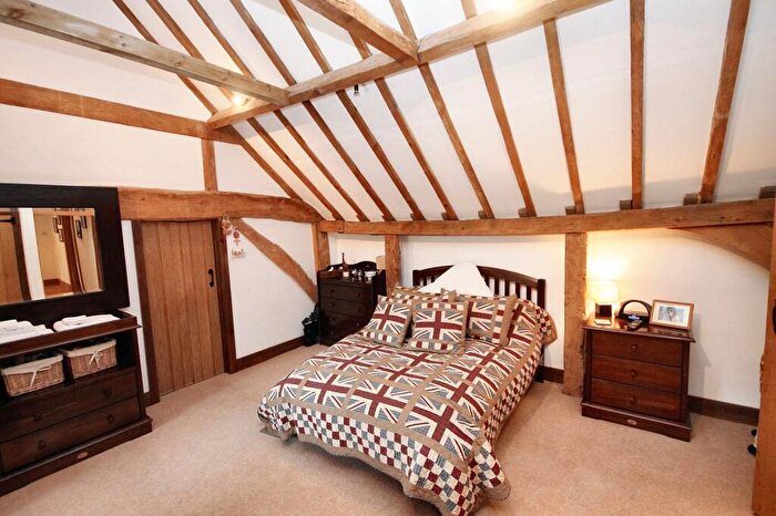 6 Bedroom Detached House To Rent In Farnham Park Lane, Farnham Royal, SL2