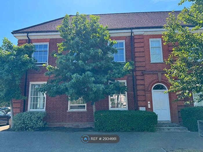 1 Bedroom Flat To Rent In Dove House, London, SW16