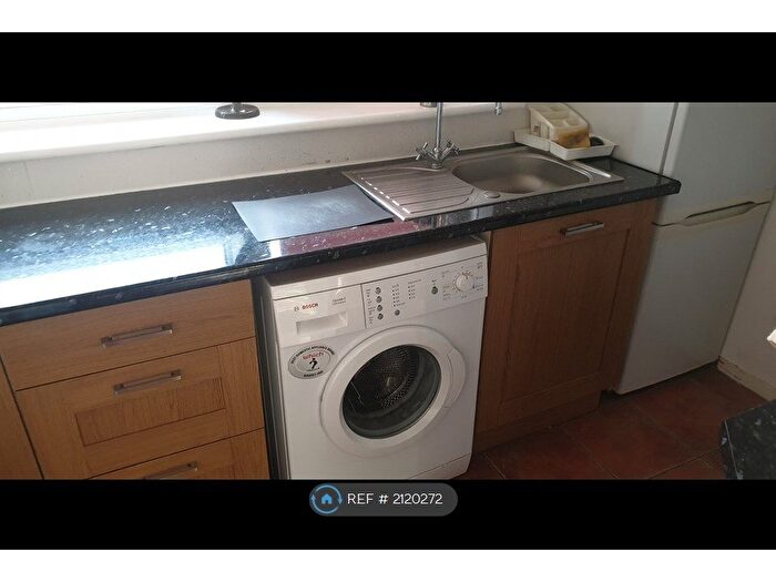 1 Bedroom Flat To Rent In Merchant City Townhead, Glasgow, G4