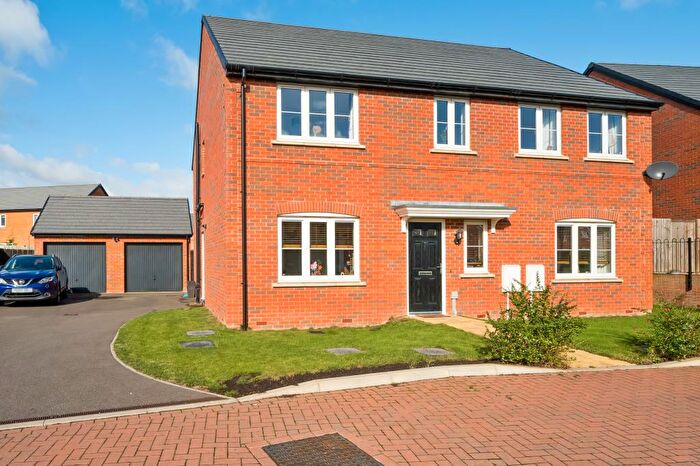 5 Bedroom Detached House For Sale In Thame, Oxfordshire, OX9