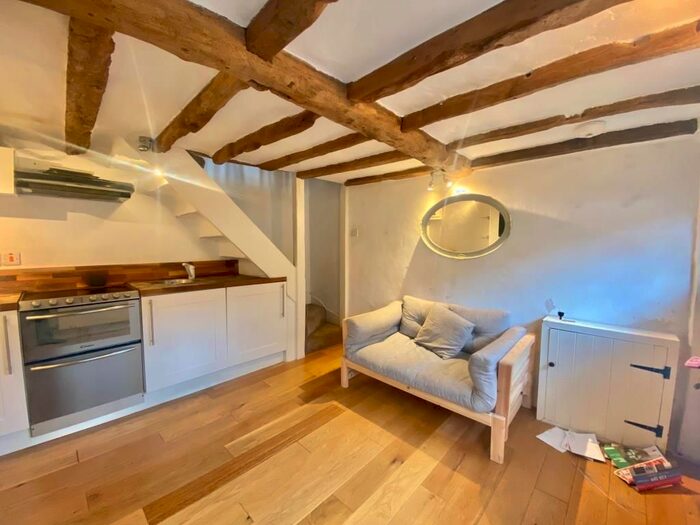 1 Bedroom Cottage To Rent In New Street, Henley On Thames, RG9