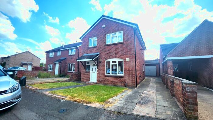 4 Bedroom Detached House To Rent In Marsh Close, Leicester, LE4
