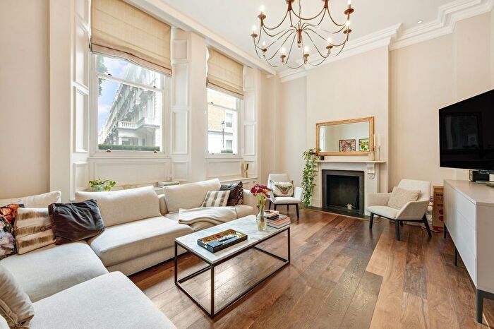 3 Bedroom Terraced House To Rent In Courtfield Gardens, South Kensington, SW5