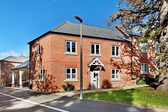 3 Bedroom Semi Detached House For Sale In Kendrick Avenue, Wilton Park, HP9