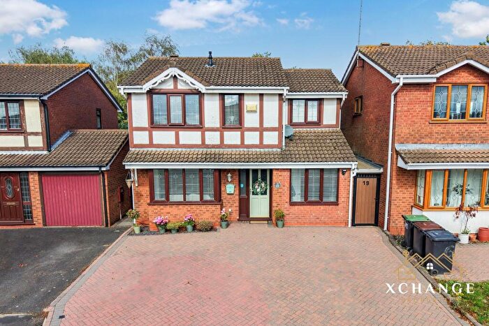 5 Bedroom Detached House For Sale In St. Austell Close, Nuneaton, CV11