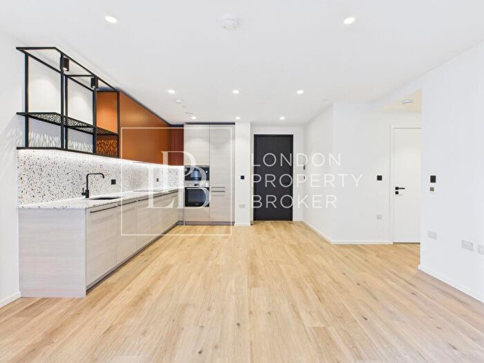 1 Bedroom Apartment For Sale In Bowline House, Heron Wharf, E14