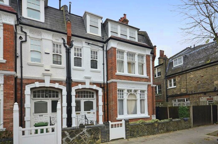 3 Bedroom House To Rent In Glenilla Road, Belsize Park, London, NW3