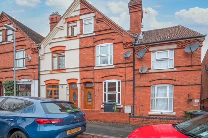 3 Bedroom Property To Rent In South Street, Redditch, B98