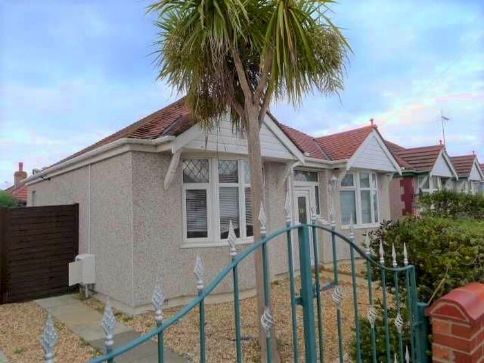 2 Bedroom Bungalow To Rent In Bridgegate Road, Rhyl, LL18