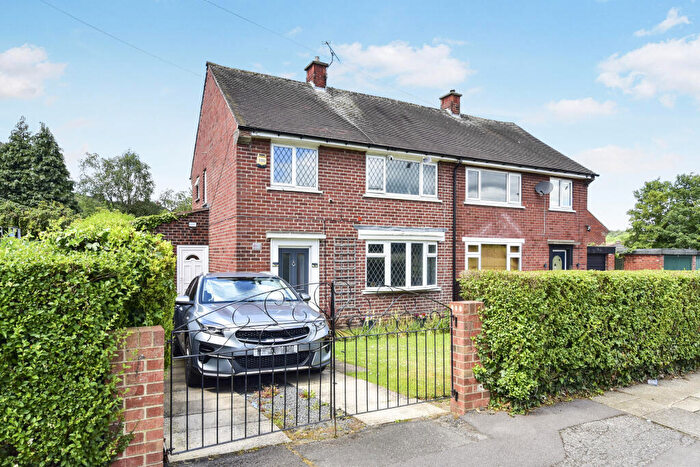 3 Bedroom Semi-Detached House For Sale In Simmonite Road, Rotherham, S61