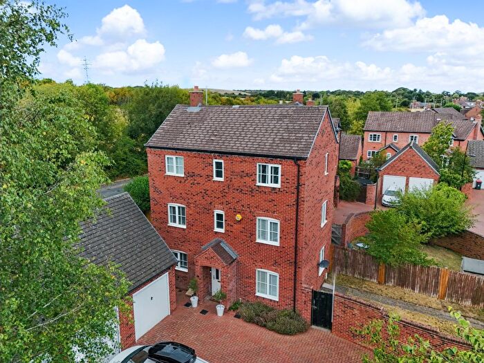 5 Bedroom End Terrace House For Sale In Round House Park, Horsehay, Telford, Shropshire, TF4