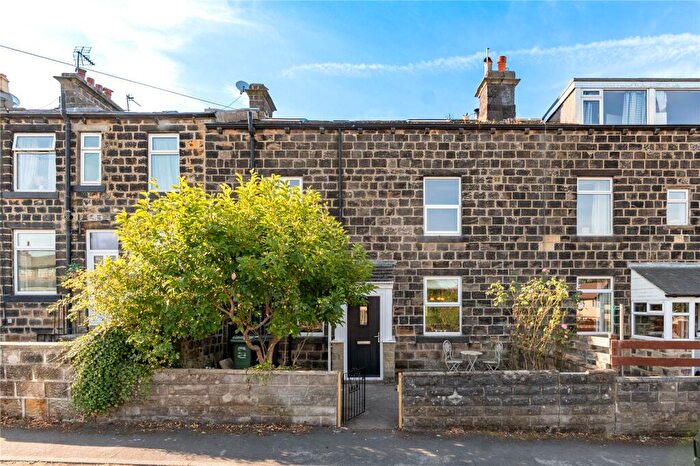 3 Bedroom Terraced House For Sale In Hawthorn Crescent, Yeadon, Leeds, West Yorkshire, LS19