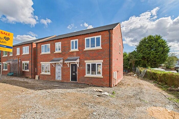 3 Bedroom Semi-Detached House For Sale In Hall Street, Church Gresley, DE11