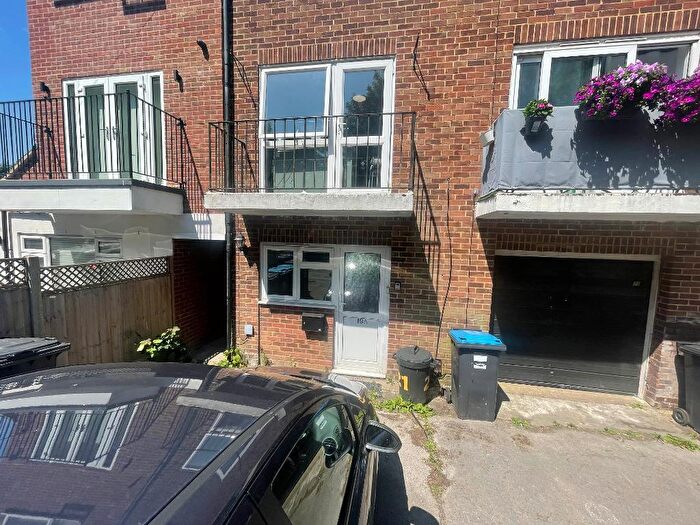 Studio To Rent In Chelsham Road, Warlingham, Surrey, CR6