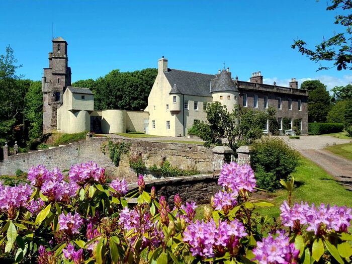 3 Bedroom Farm House To Rent In Georgian Wing, Lauriston Castle, St Cyrus, Angus, DD10