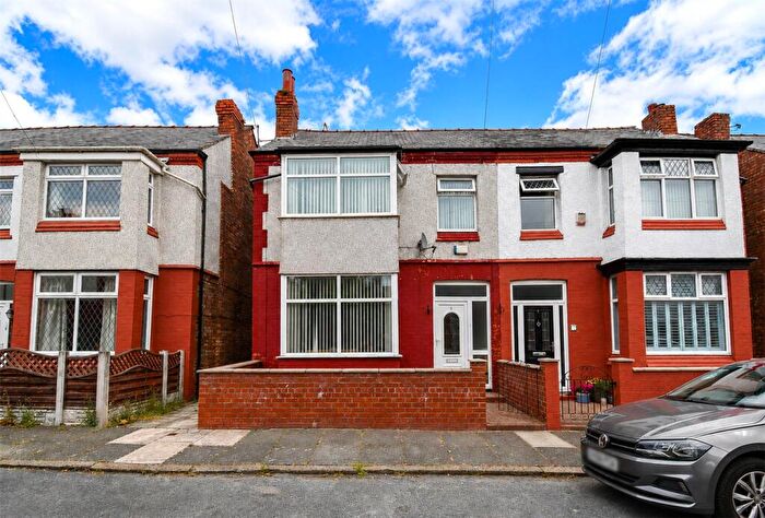 3 Bedroom Semi-Detached House For Sale In Silverdale Road, Bebington, Wirral, CH63