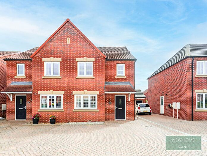 3 Bedroom Semi Detached House For Sale In Braunton Way, Yarm, TS15