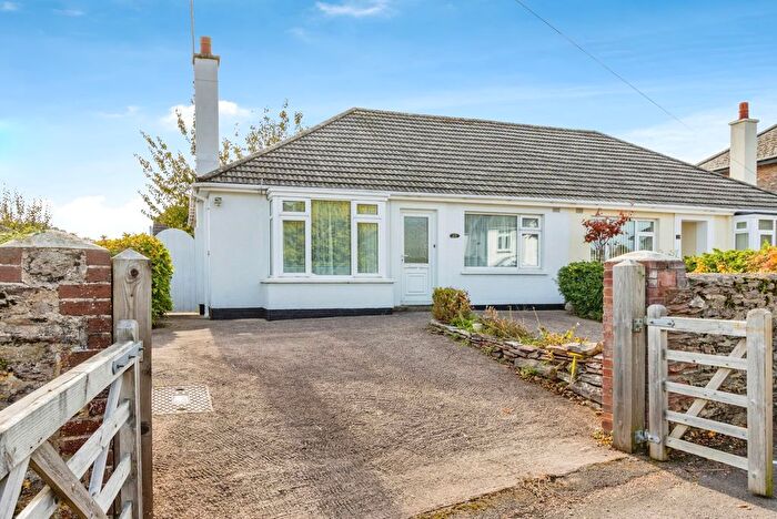2 Bedroom Bungalow For Sale In Holwell Road, Brixham, Devon, TQ5