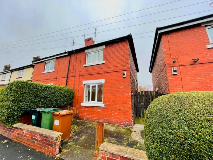 3 Bedroom Semi-Detached House To Rent In Culver Road, Stockport, Manchester SK3