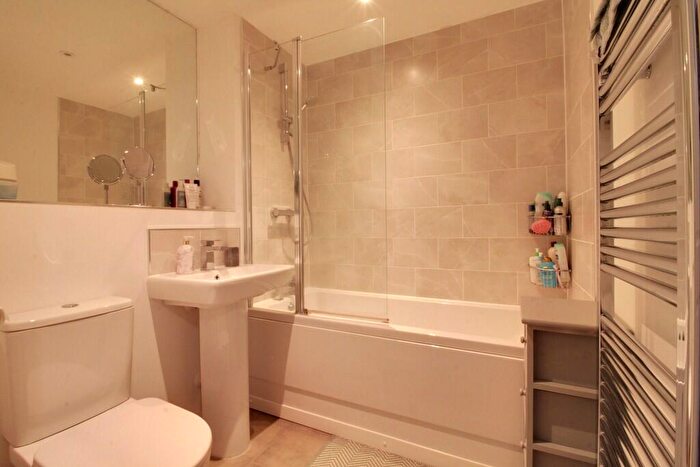 2 Bedroom Apartment To Rent In Rogers House, Rowton Lane, Birmingham City Centre, B5