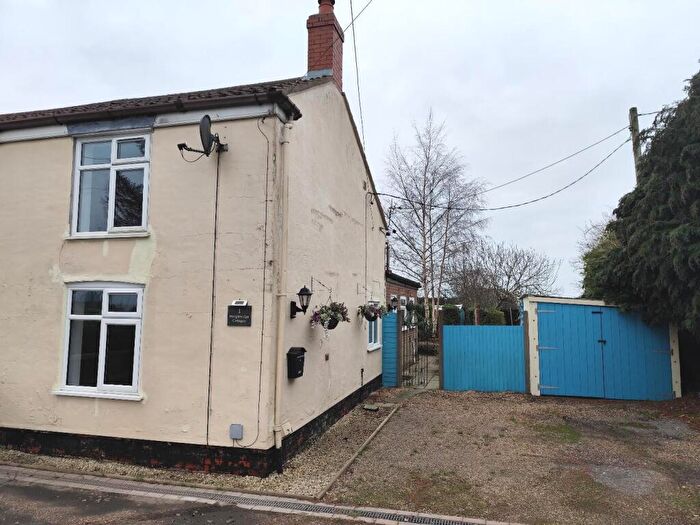 3 Bedroom Semi Detached House To Rent In Langrick Road, New York, Lincoln, LN4