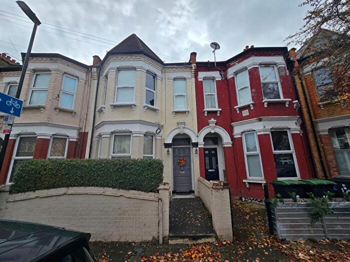 3 Bedroom Property To Rent In Higham Road, London, N17