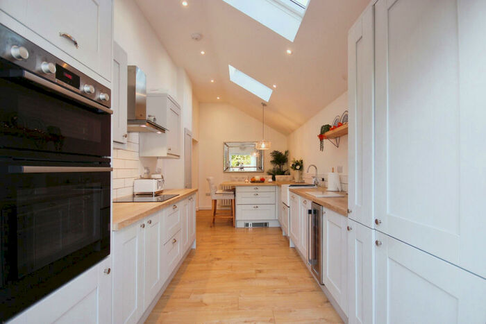 3 Bedroom Link Detached House To Rent In Milford Close, Coventry, CV5