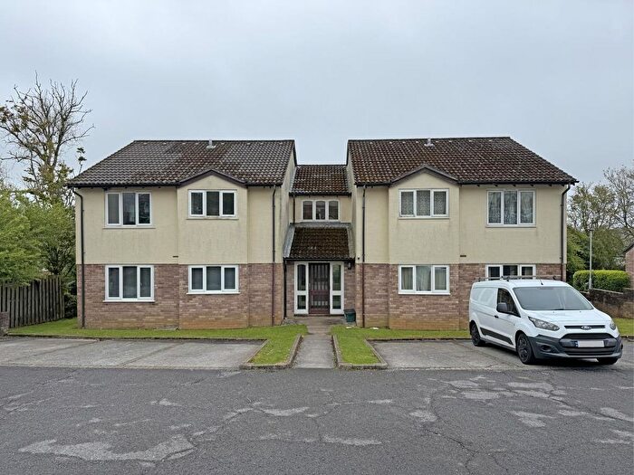 1 Bedroom Flat For Sale In Pinewood Drive, Woolwell, Plymouth, PL6
