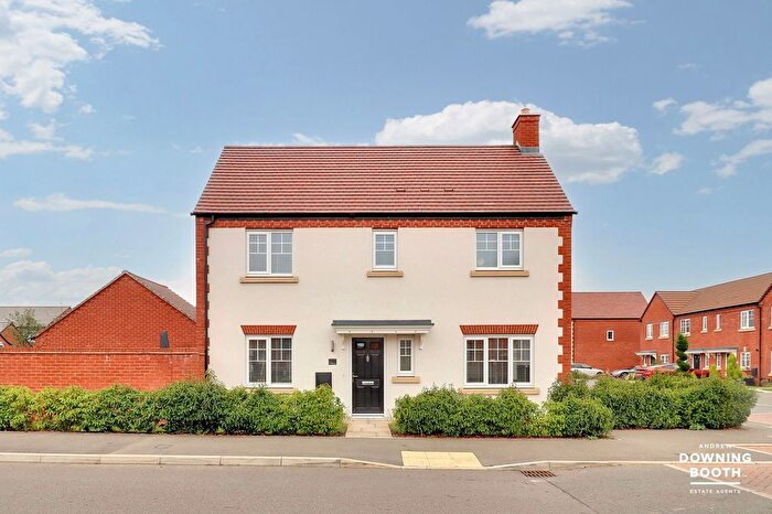 3 Bedroom Detached House For Sale In Violet Walk, Fradley, Lichfield, WS13
