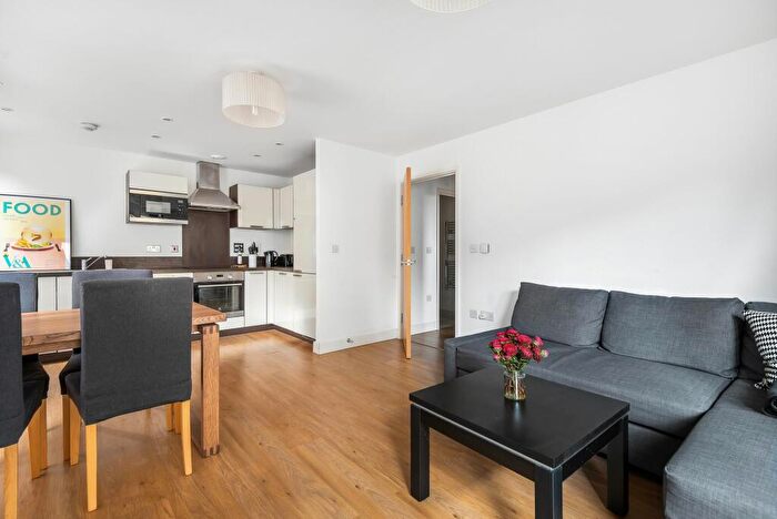 1 Bedroom Flat To Rent In Albatross Way, Brampton House, SE16
