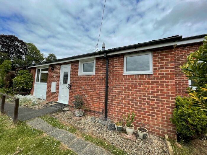 2 Bedroom Bungalow To Rent In Datchet Green, Brightwell-Cum-Sotwell OX10