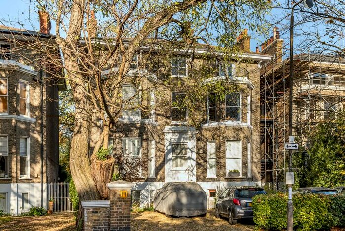 1 Bedroom Flat To Rent In St. Johns Park, London, SE3