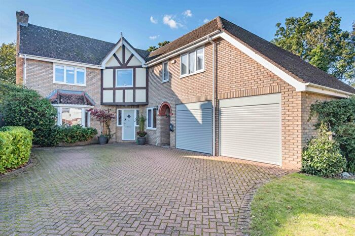 5 Bedroom Detached House For Sale In Clarke Close, Palgrave, Diss, IP22