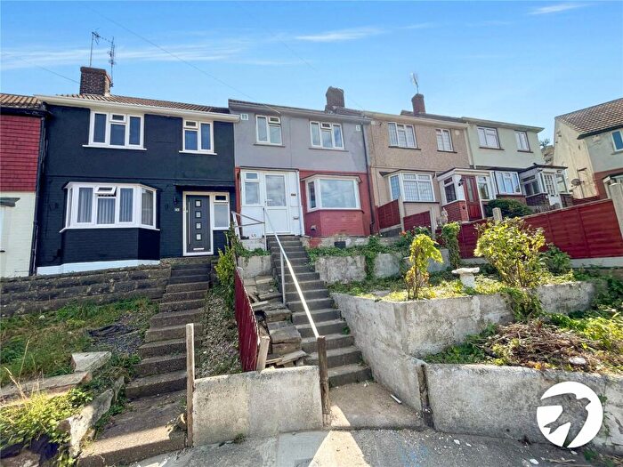 3 Bedroom Terraced House To Rent In Dagmar Road, Chatham, Kent, ME4