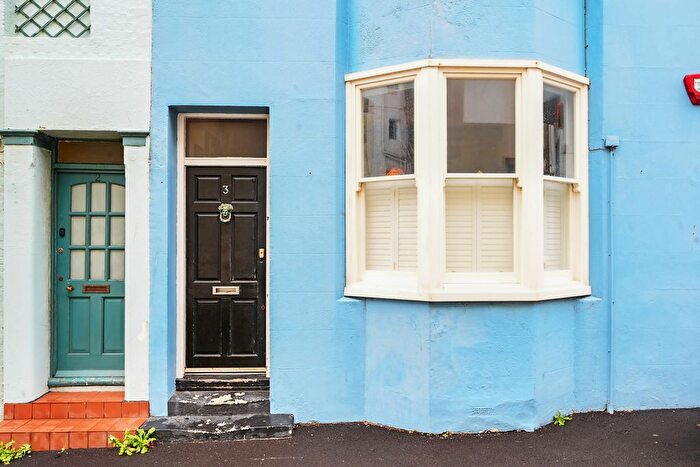 4 Bedroom Terraced House For Sale In Wentworth Street, Brighton, BN2